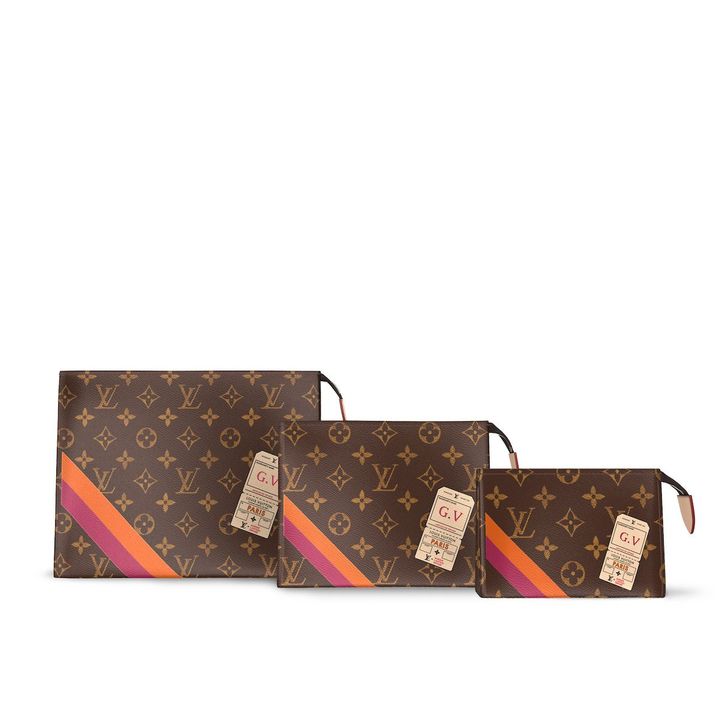 トリオ･ポッシュ･トワレ モン･モノグラム ¥254,100／LOUIS VUITTON （ルイ・ヴィトン クライアントサービス 0120-00-1854）Photo_ Courtesy of LOUIS VUITTON