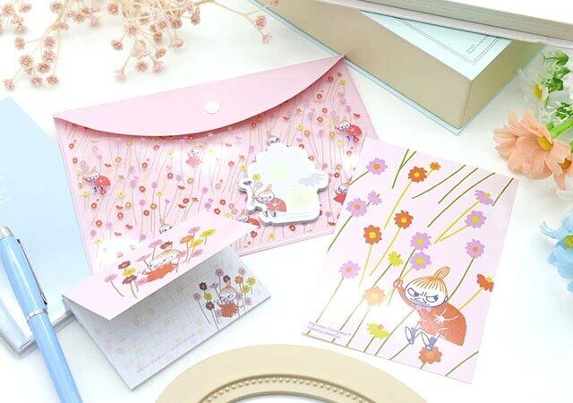 『MOOMIN 書くのが楽しくなる リトルミイ ステーショナリー4点セット BOOK』