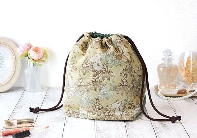 MOOMIN［ムーミン］ジャカード織りが豪華！ムーミン おでかけ巾着バッグ