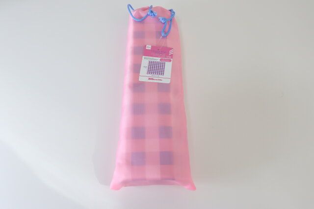 ダイソー レジャーマット（チェック、ポーチ付） 商品タグ