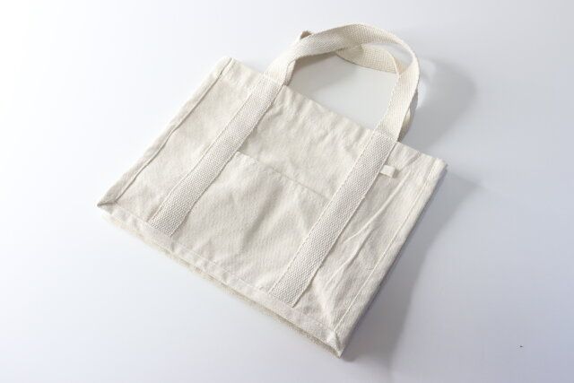 ダイソーの高見え仕切りトートバッグ