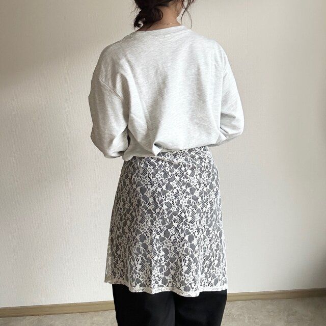 GU レースラップスカート NATURAL 着用 バックスタイル