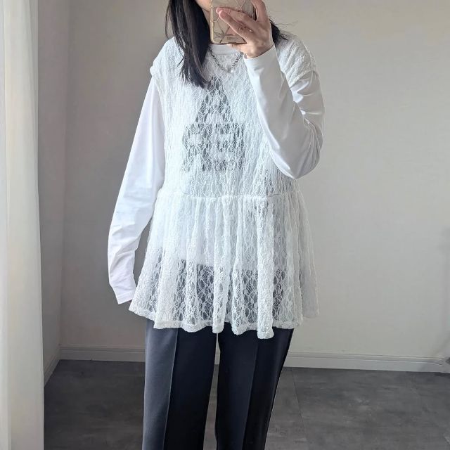 レースペプラムPOを着たコーデ