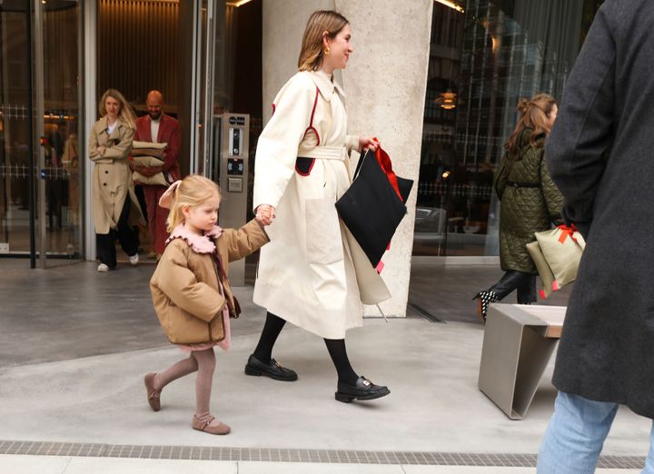 2025-26年秋冬ロンドンコレクションより。