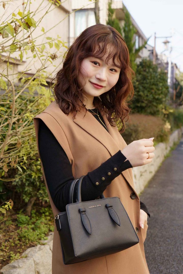 画像2: 安定のブラック × ベージュのカラーで品性を演出！