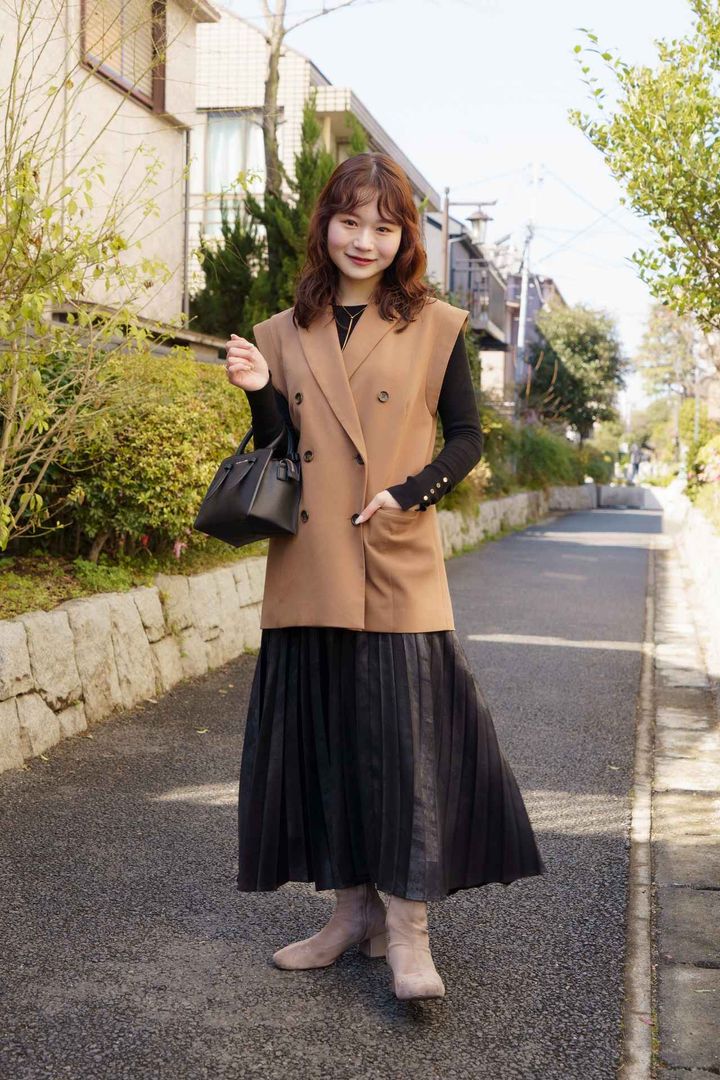 画像1: 安定のブラック × ベージュのカラーで品性を演出！