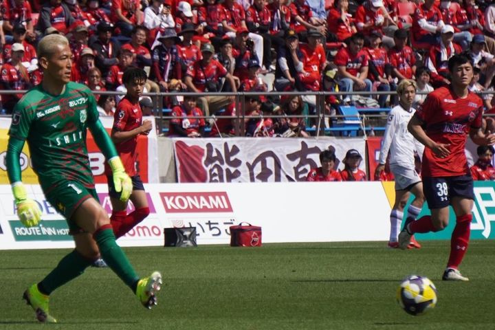 J2北海道コンサドーレ札幌GK菅野孝憲がリーグ戦11試合ぶりに先発帰還！1-1ドローも「絶対に僕は前に進めると思う」と最年長41歳が奮起