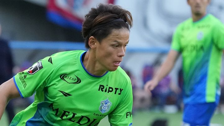 湘南のJ1チーム、32歳キーマンが「右半膜様筋損傷」で痛恨の離脱…古巣戦で負傷