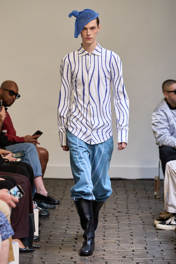 ビアンカ・サンダース 2025年春夏メンズコレクションより。