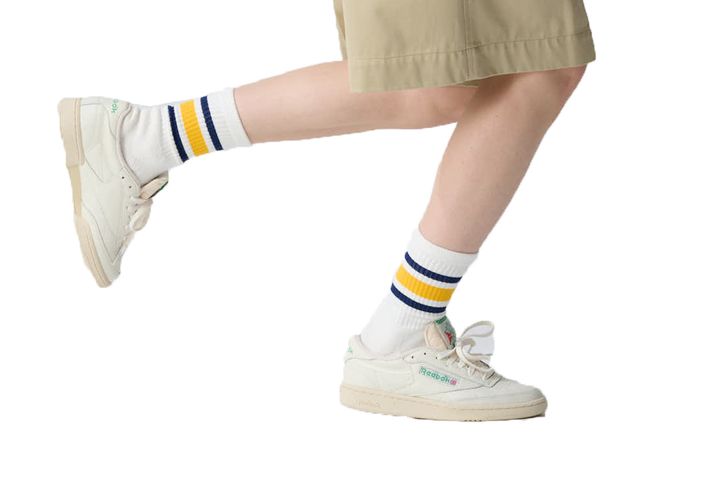 超人気で売り切れ、在庫切れになることも。コーデに合わせやすいシューズ5選