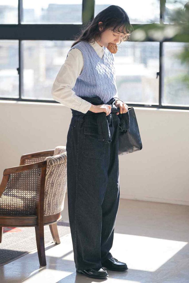 ハイセンスな“ベスト”の重ね着コーデ5選。ガーリーにもボーイッシュにもハマる【FUDGE FRIEND おしゃれさんの毎日コーディネート】