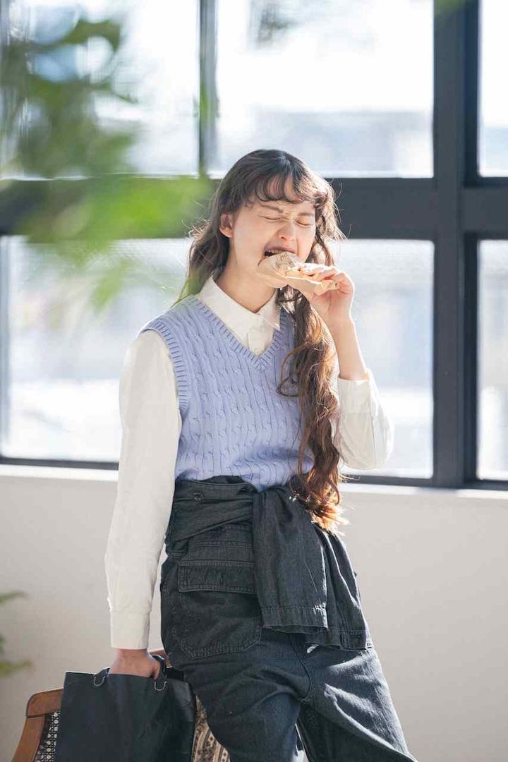 ハイセンスな“ベスト”の重ね着コーデ5選。ガーリーにもボーイッシュにもハマる【FUDGE FRIEND おしゃれさんの毎日コーディネート】