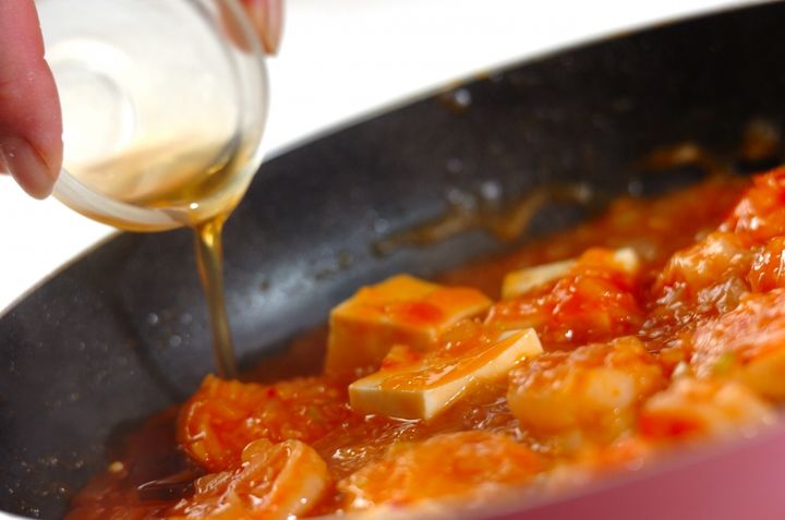 エビと豆腐のチリソースの作り方5