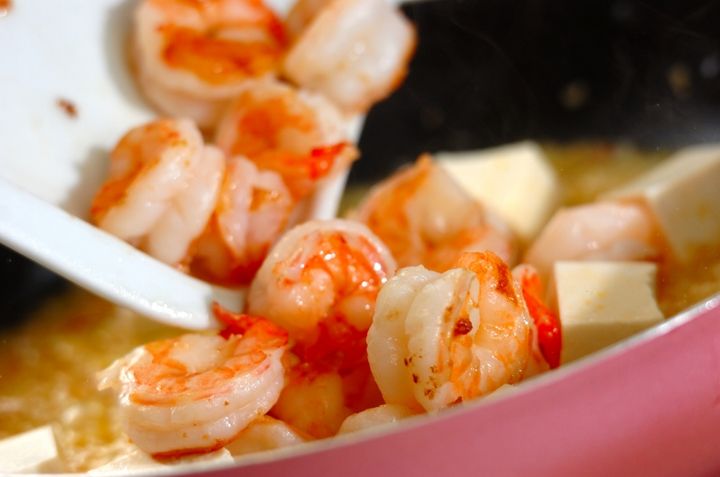 エビと豆腐のチリソースの作り方4