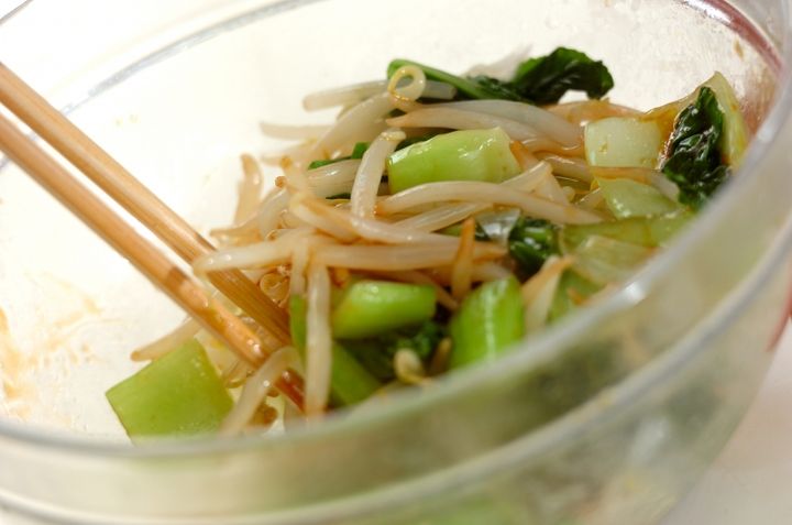 やみつき副菜！もやしのオイスター和え by中島 和代さんの作り方3