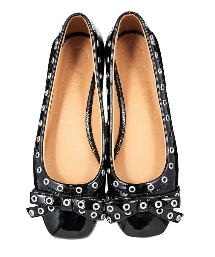 バレエシューズ