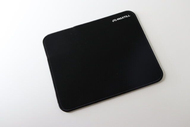 マウスパッド（27cm×22cm）