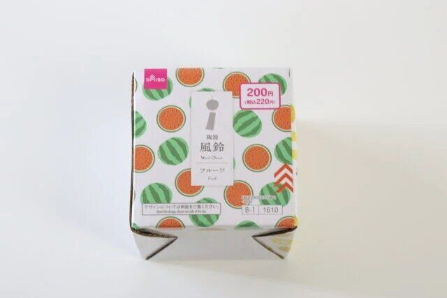 ダイソー 陶器風鈴（フルーツ） パッケージ