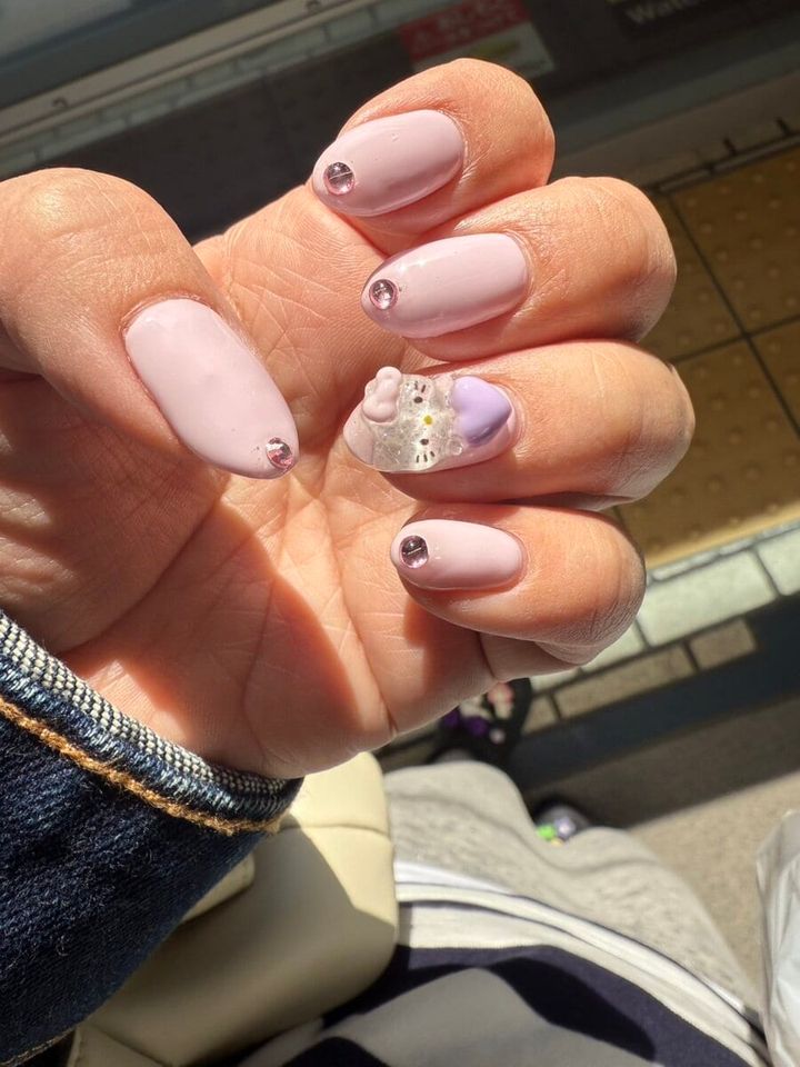 【ネイル】ストロベリーミルクなピンク♡【編集K】