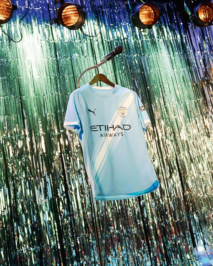 サッカー世界最強級チーム、2025-26新ユニフォームを発表！“新たな世代に向け”クラブ史上初のデザインを採用