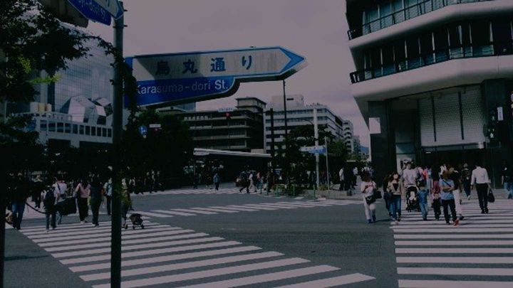 駅方面へ向かう横断今日の前で（画像はイメージ）