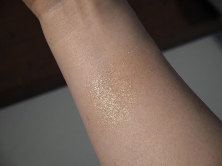 画像: まなざしに奥行きとニュアンスをプラス。ポイント使いもおすすめ