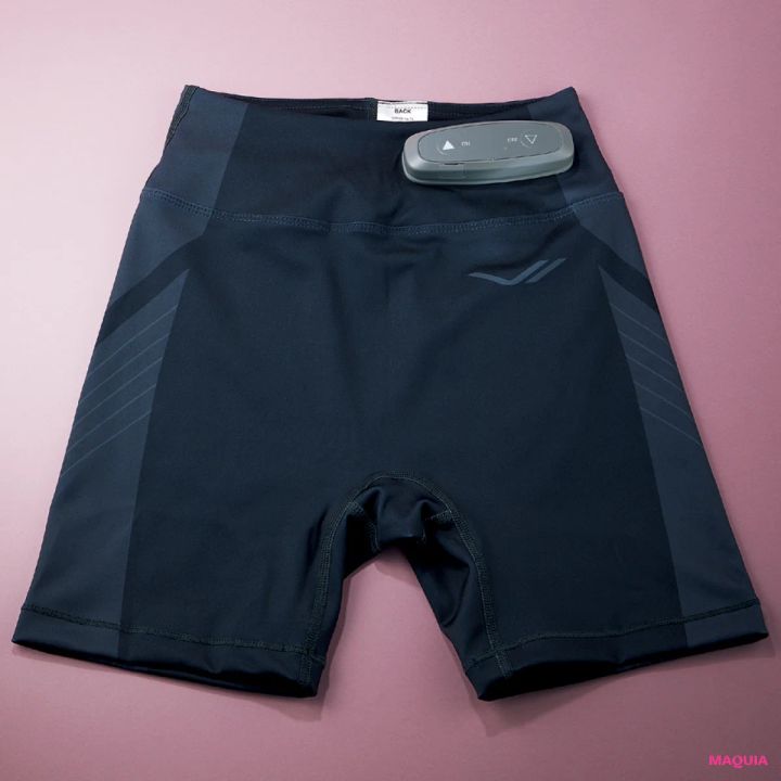 お尻を鍛えるのに「ヒップ専用EMS」は買い？ 話題の2機種をマキアエディターが検証_2