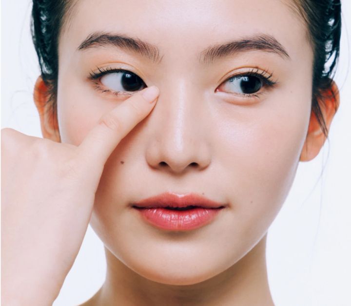 カネボウ シャドウオンフェースの使い方