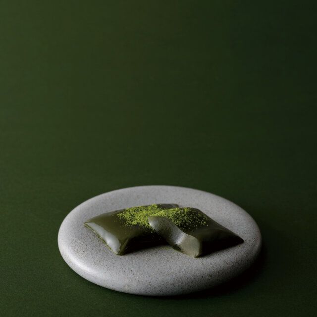 菓匠 清閑院お濃茶わらび餅