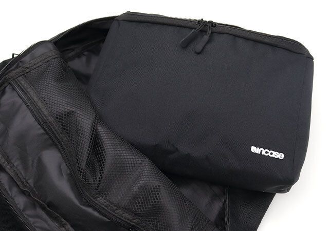MonoMax6月号Incaseスタンド式万能ケースバッグインポーチ