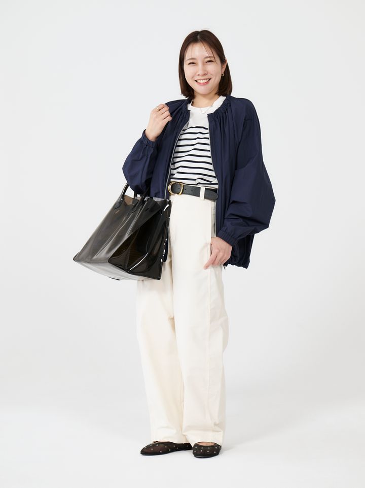 クラウドチームVERY竹内菜摘のブルゾンコーディネートの全身