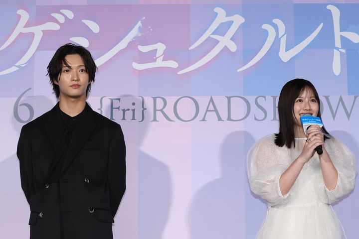 佐藤新、IMP.メンバーと感動の涙を流した直後に寝起きドッキリ！『青春ゲシュタルト崩壊』舞台挨拶で青春秘話を披露