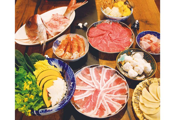 〈四川料理 花重〉の火鍋