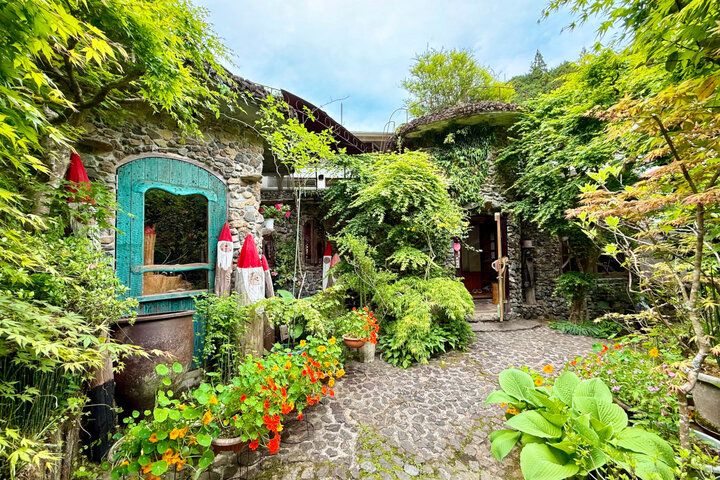 東京・あきる野の森で見つけた♪ おとぎ話に出てくるような可愛らしいアートスポット「深沢小さな美術館」