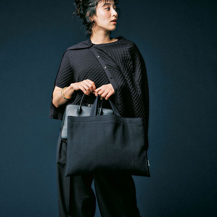 ピオヌンナルのトートバッグ