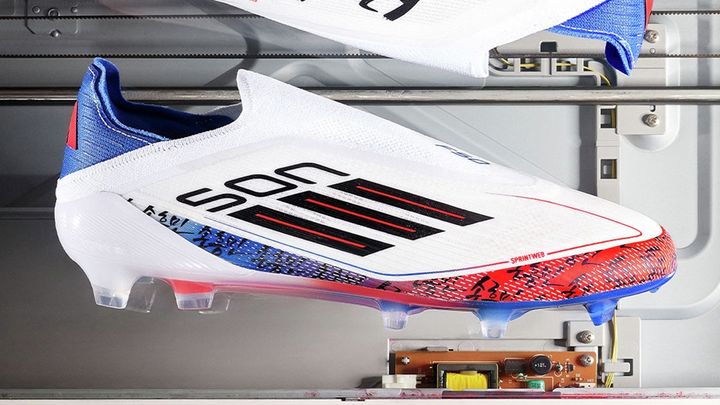 初タイトルへ怪我から復帰の世界的スター！ついに履いた「adidasのシグネチャースパイク」がかっこいい