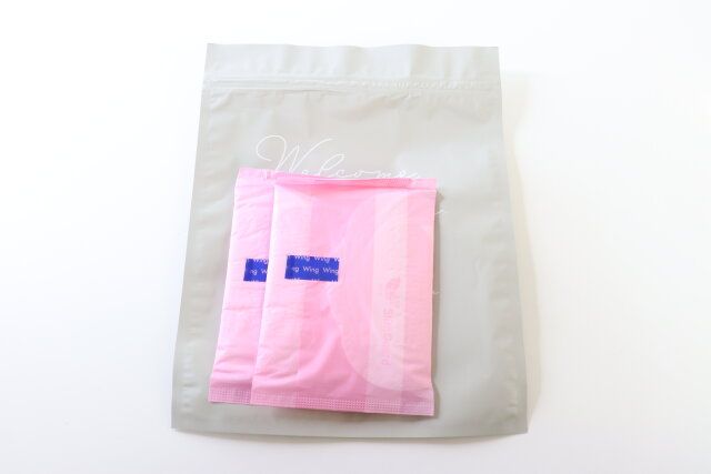 セリア サニタリーバッグ ロゴ柄 大 10枚 サイズ