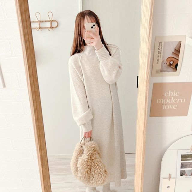 しまむら「アウトシームハイネックワンピース」