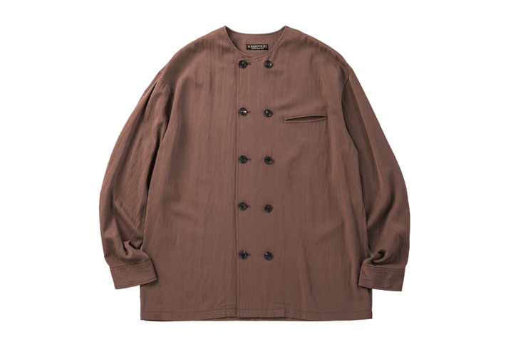 〈ソウシオオツキ〉のノーカラーシャツジャケット