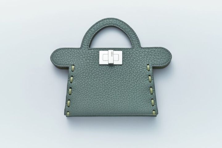 フェンディの名刺入れ