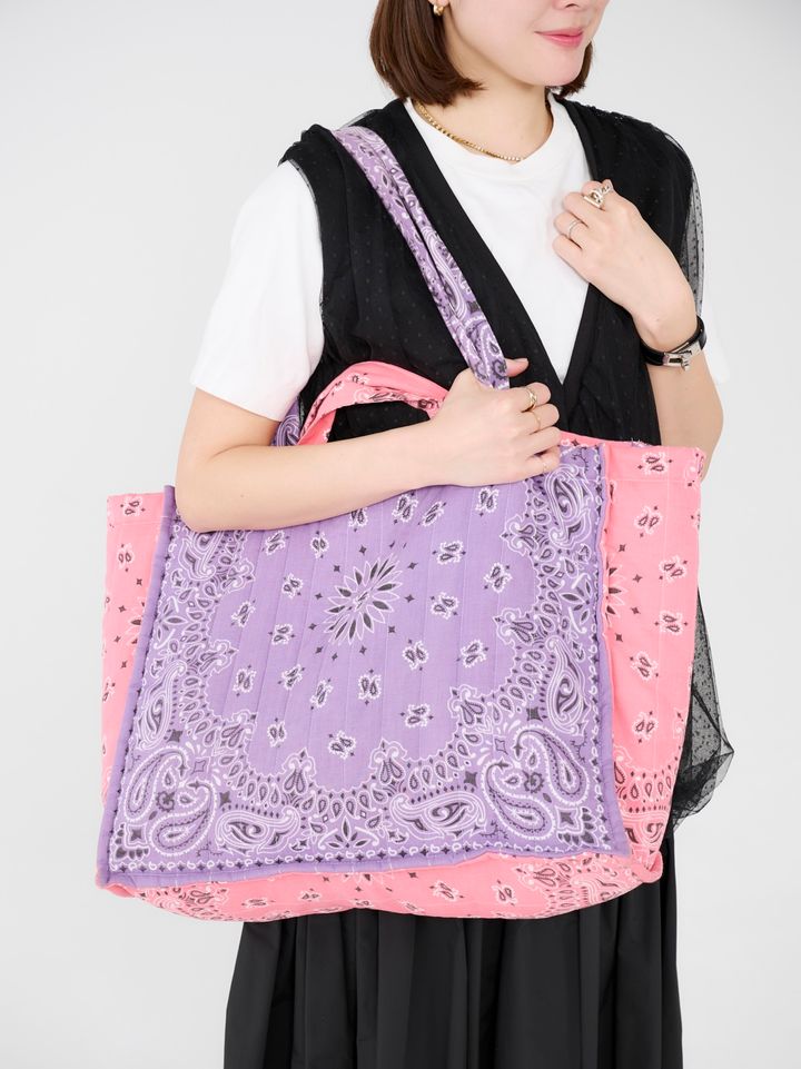 クラウドチームVERY竹内菜摘の春コーデ2のデカバッグ