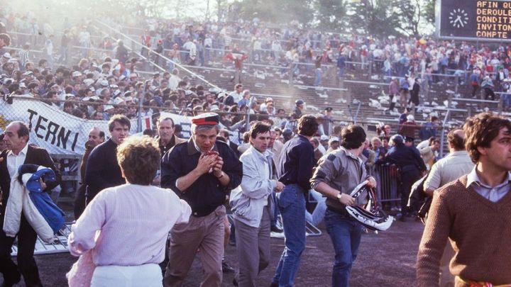 死傷者多数…スタジアムで発生した5つの悲劇