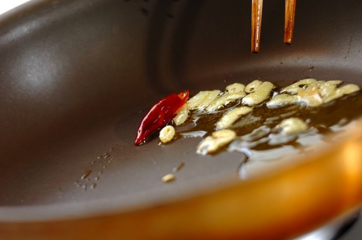 小松菜ペペロンチーノの作り方1