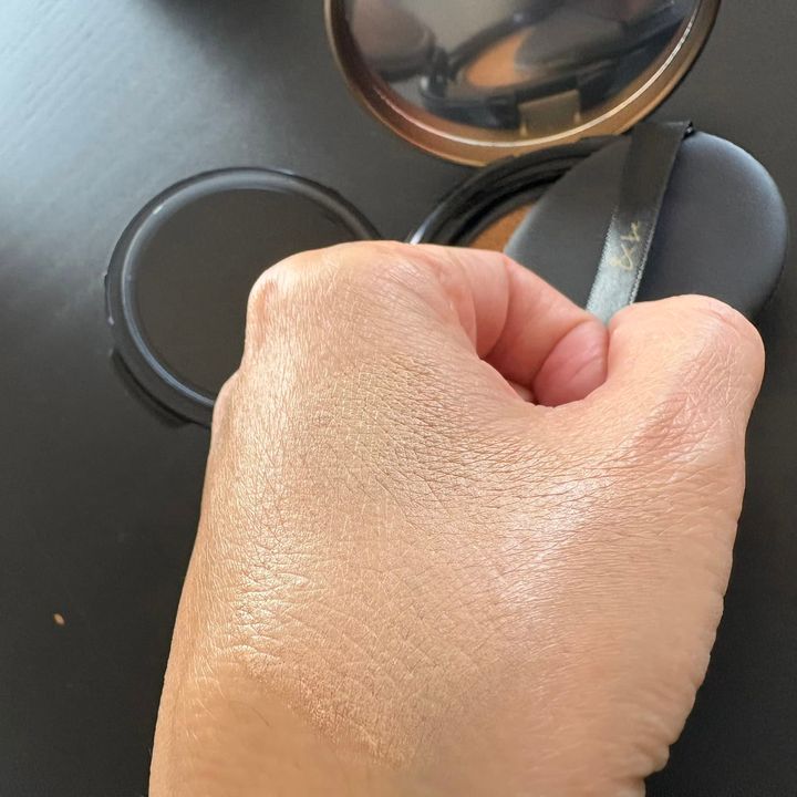 アンドビーのクッションファンデ