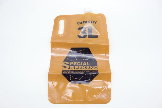 セリアのソフトウォータータンク3L 星座