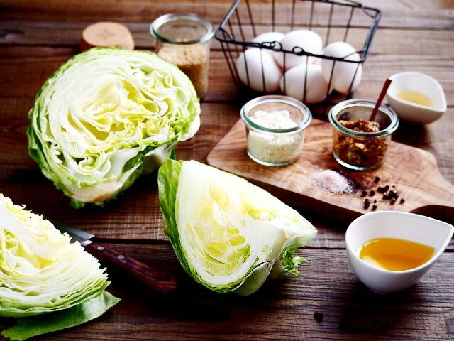 カットしたレタス