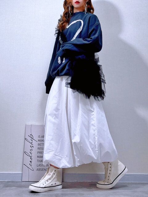 coca チュールフリルバッグ BLACK ラフなスタイルに合わせて甘辛mixコーデ