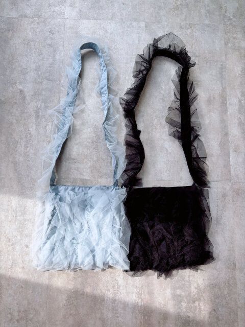 coca チュールフリルバッグ LT.GRAY BLACK