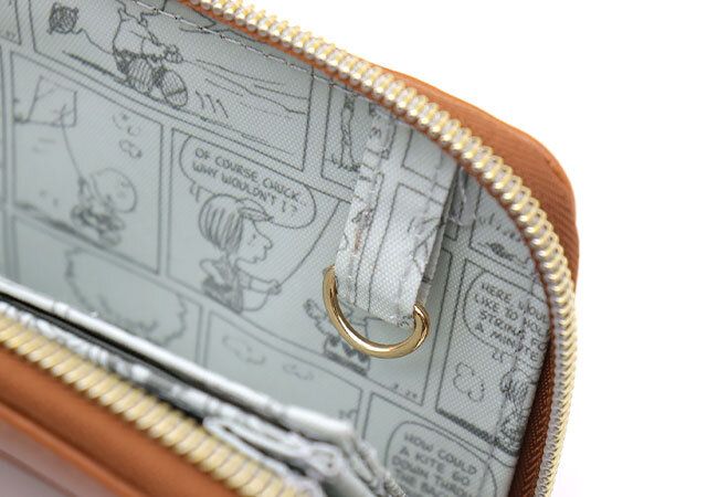 宝島社のムック付録のスヌーピーの小さな長財布7