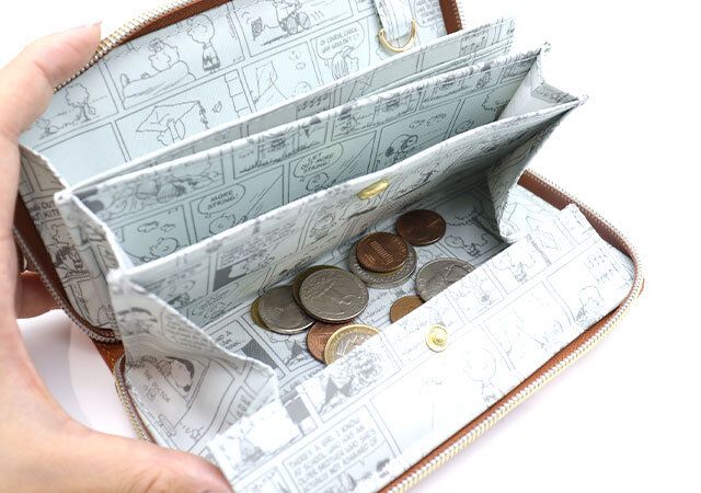 宝島社のムック付録のスヌーピーの小さな長財布5